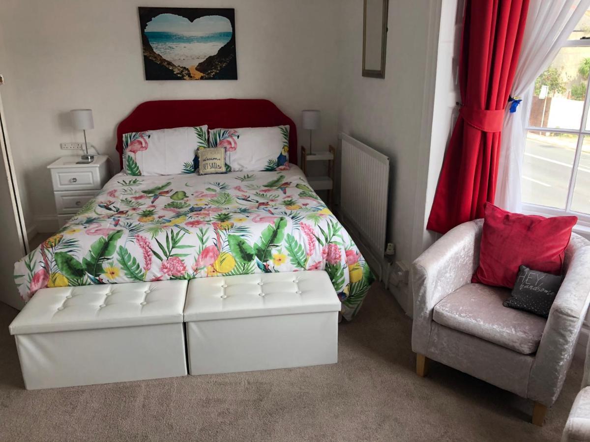 Beachcomber Guesthouse Weymouth Bagian luar foto