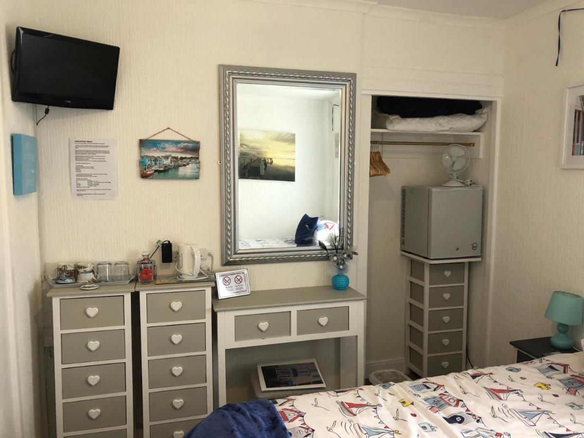 Beachcomber Guesthouse Weymouth Bagian luar foto