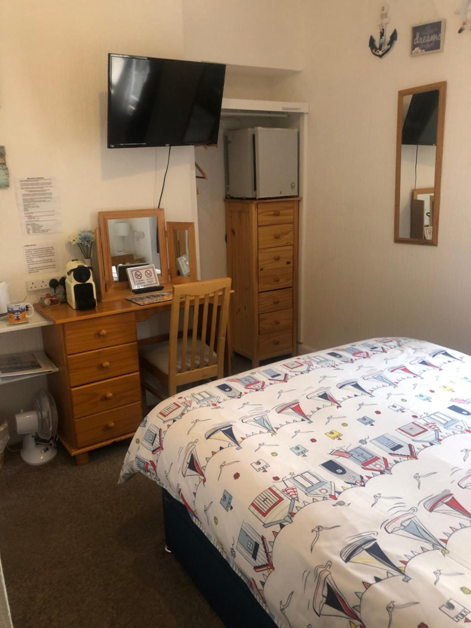 Beachcomber Guesthouse Weymouth Bagian luar foto