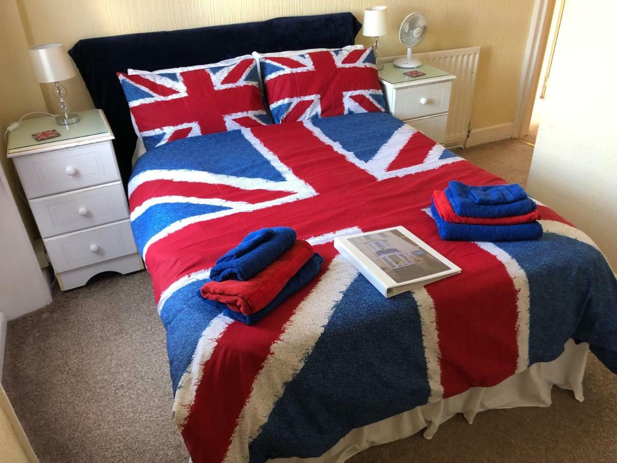 Beachcomber Guesthouse Weymouth Bagian luar foto