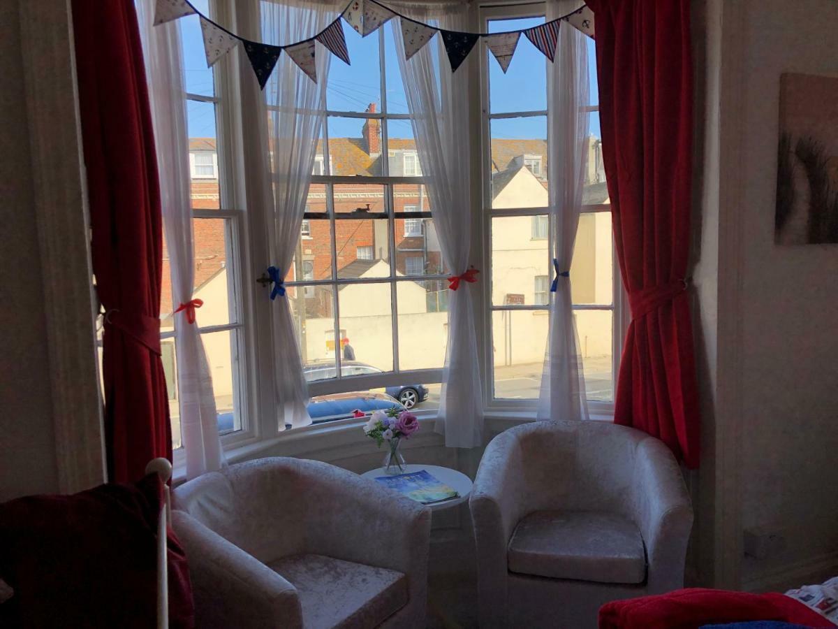 Beachcomber Guesthouse Weymouth Bagian luar foto