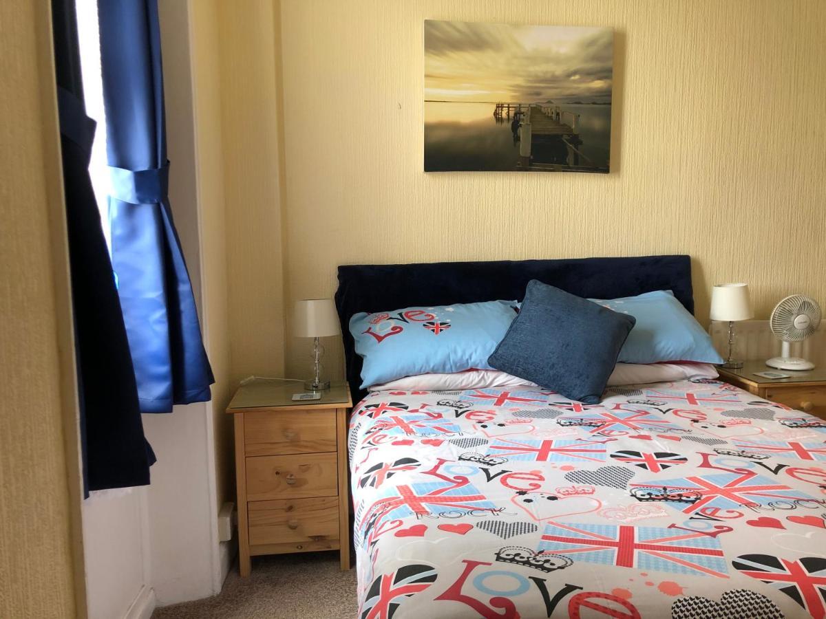 Beachcomber Guesthouse Weymouth Bagian luar foto